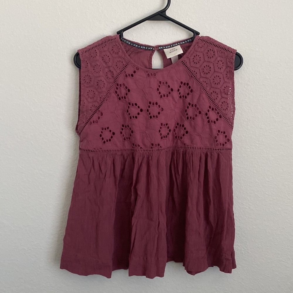 Knox Rose Women’s Eyelet Boho Pink Sleeveless Top Keyhole Back XS